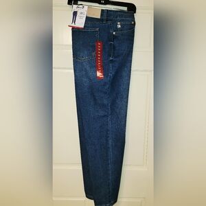 Seven Brand Women's Jeans- Straight Leg- NWT- Size 14